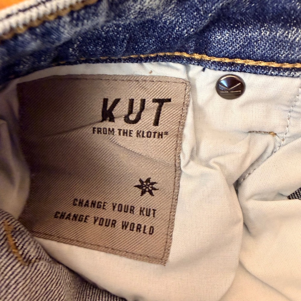 Kut from the Kloth Gidget High Rise Denim Shorts Traveler Blue 12 KS1266MA2 - Picture 10 of 13
